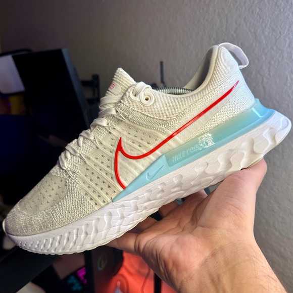 Nike Other - Nike React Infinity Run Flyknit 2